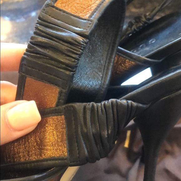 GUCCI HEELS - Picture 7 of 8